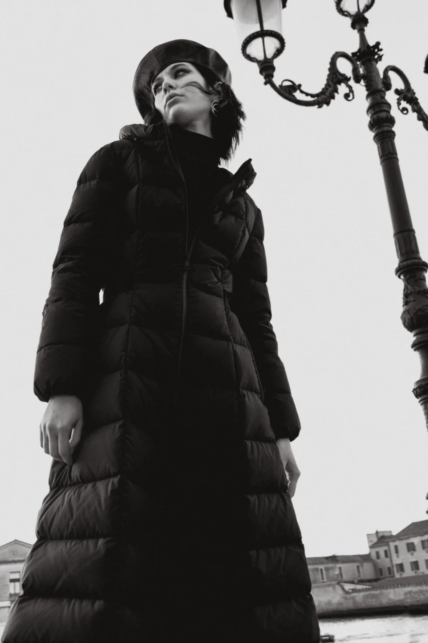 Closing image of the Venice campaign, Mabrun campaign photographed by Ina Cenusa
