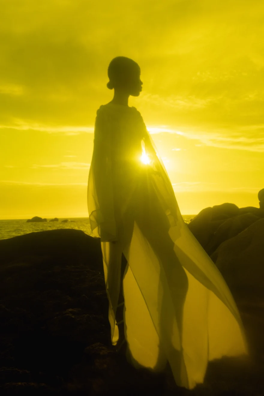 Full look on the sea cliff, Ermanno Scervino campaign photographed by Ina Cenusa